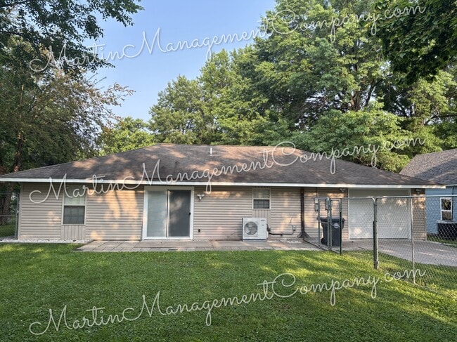 Building Photo - 1709 S Prospect Ave