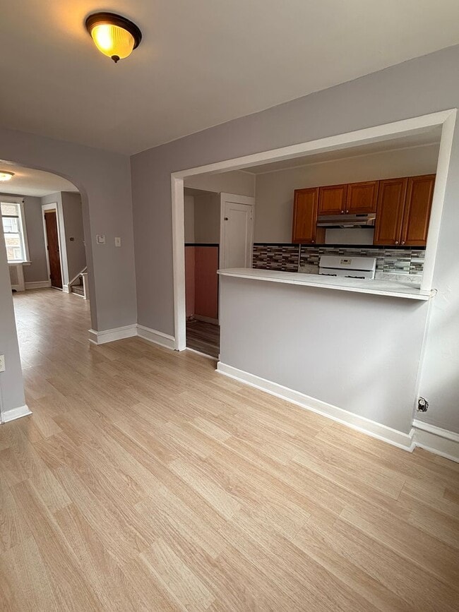 Building Photo - Charming 3 Bedroom Home for Rent