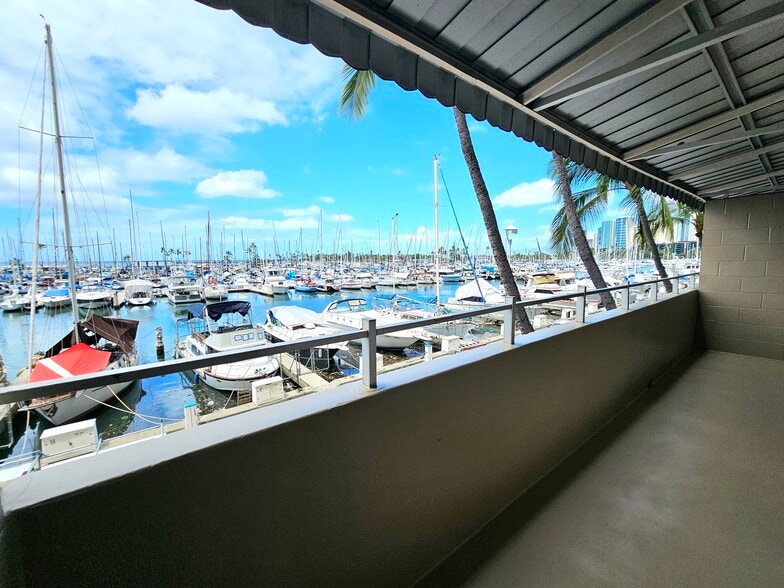 Building Photo - 1765 Ala Moana Blvd