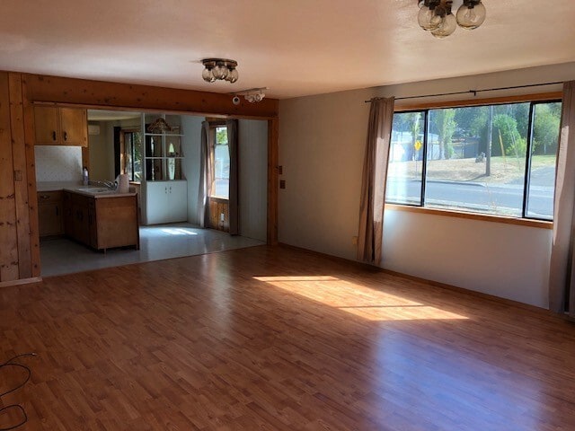 Building Photo - 1510 Thompson Rd