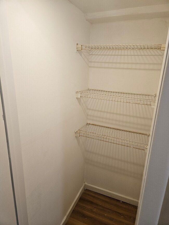 Building Photo - 17 Prospect St