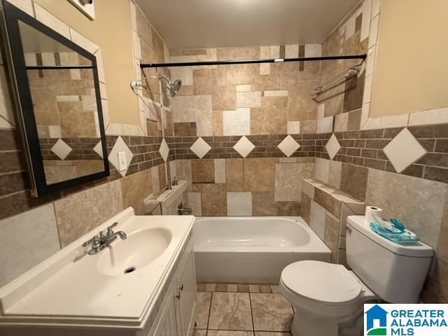 Building Photo - 5401 Mimosa St