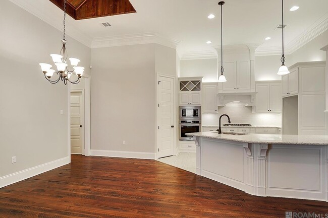 Building Photo - 41050 Galvez Trails Blvd