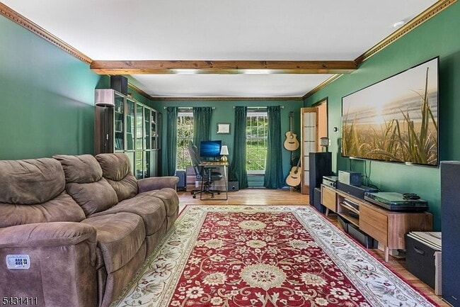 Building Photo - Single Family Home For Rent