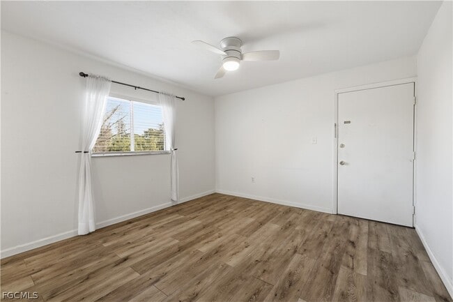 Building Photo - 8109 Country Rd