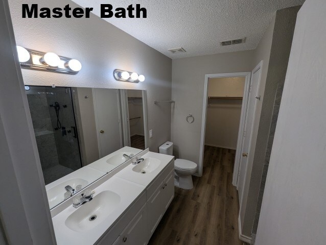 Building Photo - 1545 Fieldstone Dr