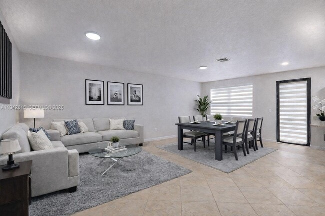 Building Photo - 16620 SW 42nd Terrace