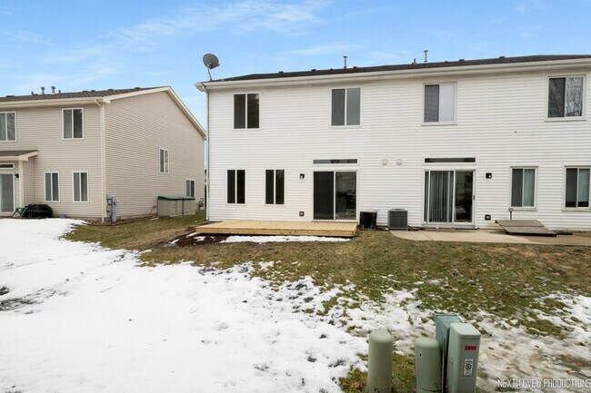 Building Photo - 2815 Alameda Ct