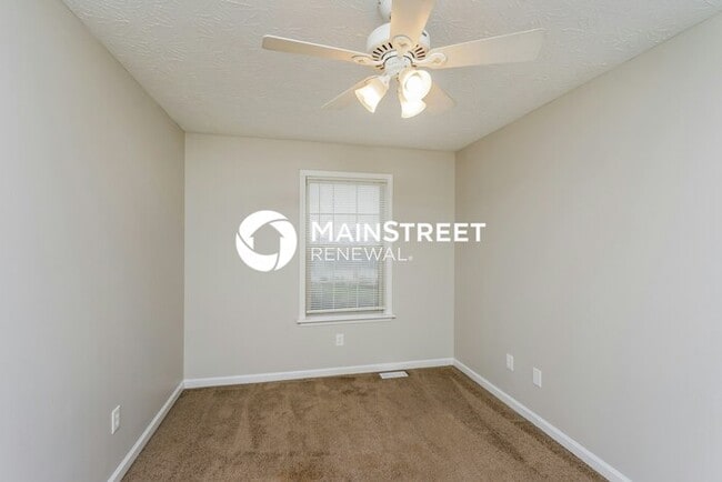 Building Photo - 3 Bedroom Pet-Friendly Home in Nicholasvil...