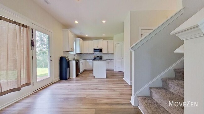 Building Photo - 10101 Belville Oaks Ln