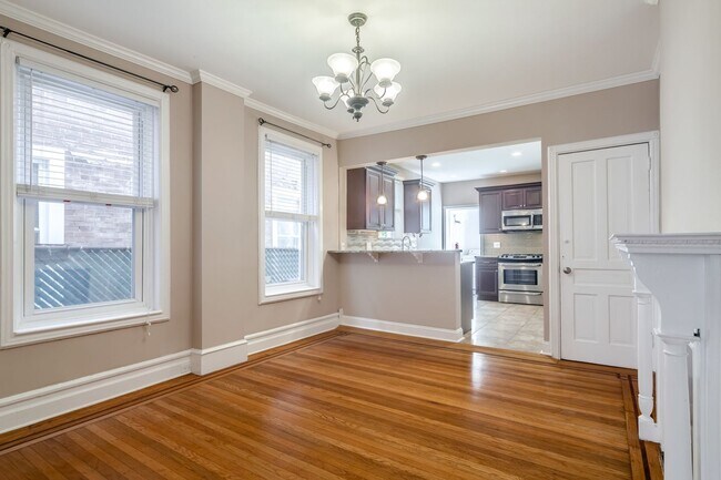 Building Photo - Three Bed Fairmount Townhome