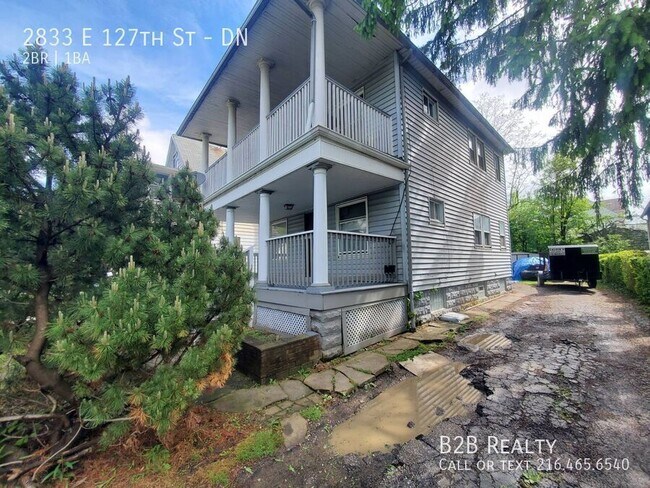 Building Photo - 2833 E 127th St