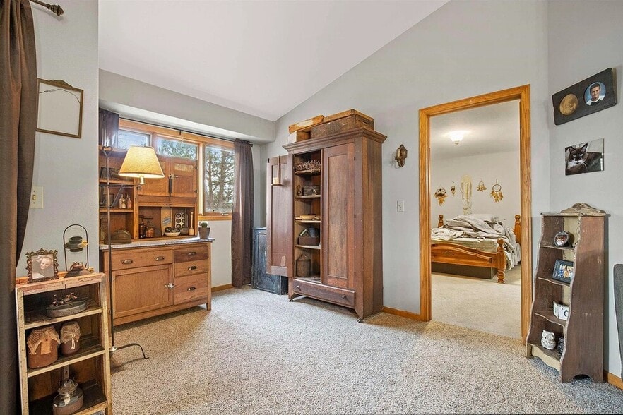 Building Photo - 6043 Boxwood Dr