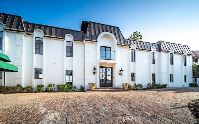 Building Photo - 7930 Vulcan Dr