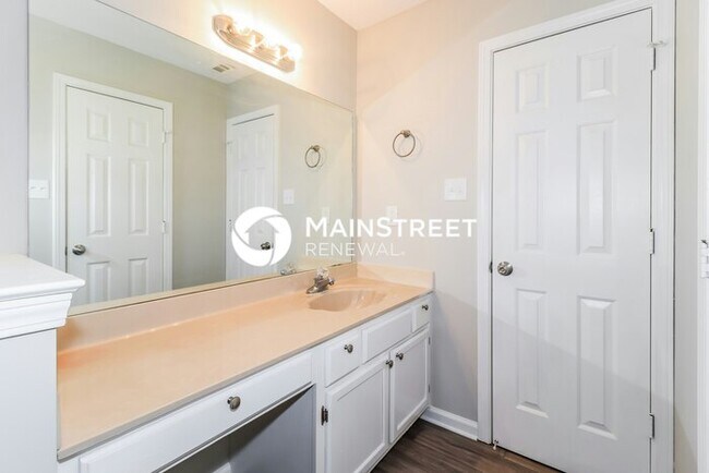 Building Photo - 3 Bedroom Pet-Friendly Home in Millington, TN with Main Street Renewal