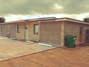 Building Photo - 17900 NW 2nd Ave
