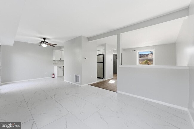 Building Photo - 111 Presidential Dr