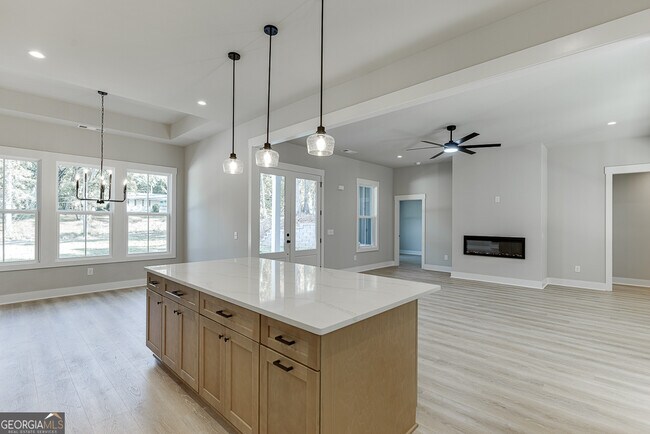 Building Photo - 115 Rains Rd