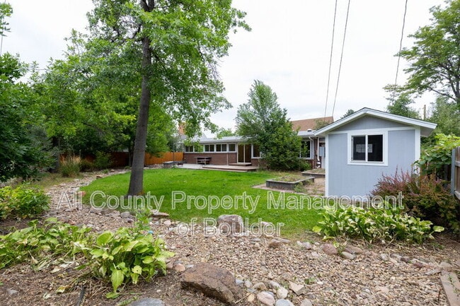 Building Photo - 4690 Sioux Dr