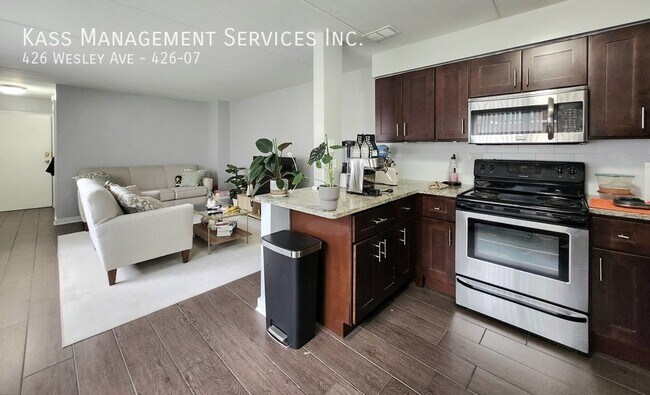 Building Photo - 426 Wesley Ave