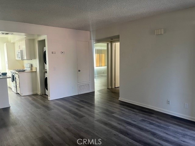 Building Photo - 44220 San Pablo Ave