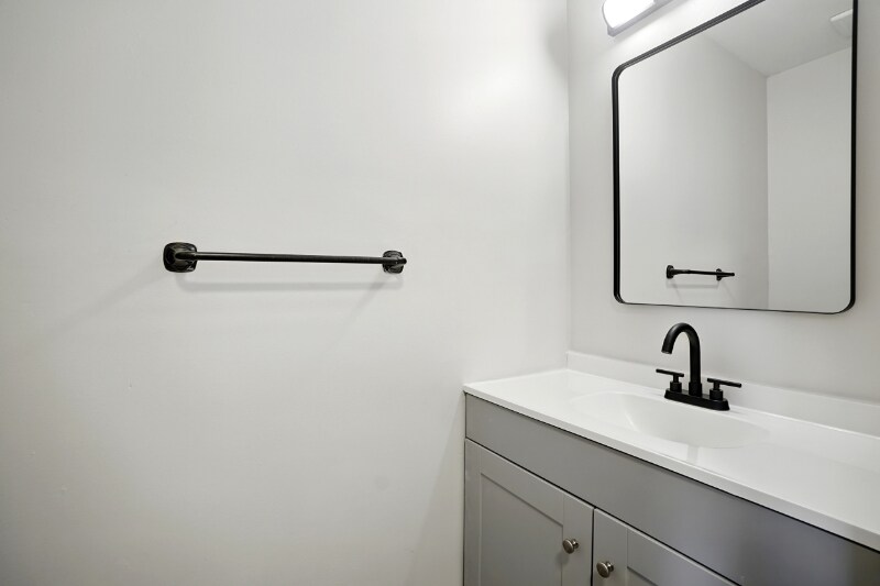 Building Photo - 4721 Woodglen Ct