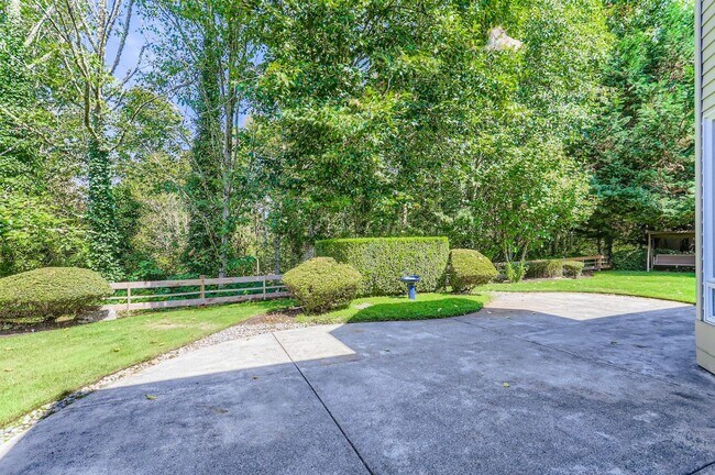 Building Photo - 5bd/2.5ba Sammamish House