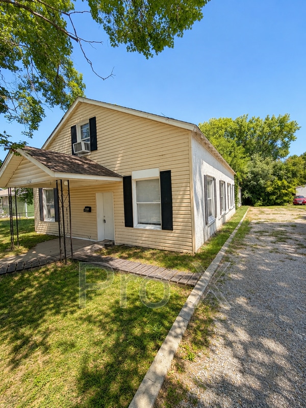 Building Photo - 1732 Missouri Ave