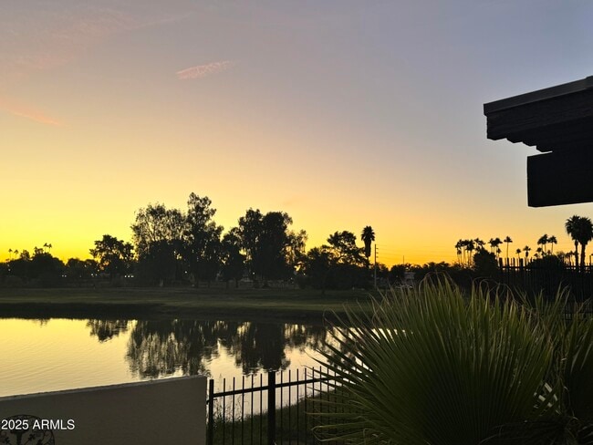 Building Photo - 2529 N Miller Rd