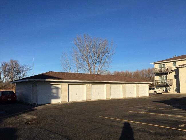 Building Photo - 1911 Haughton Ave