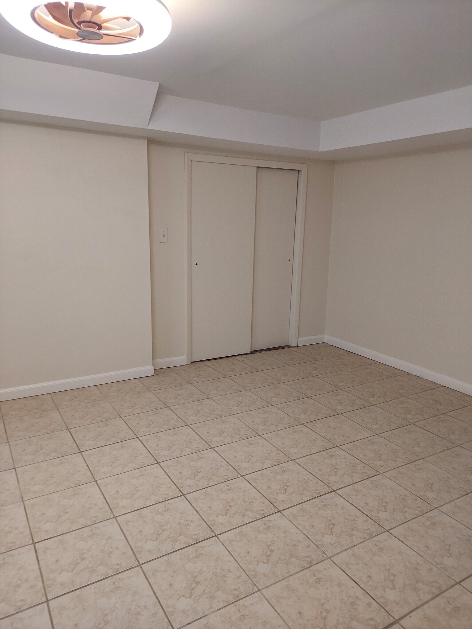 Building Photo - 297 Tom Hunter Rd