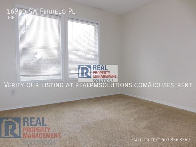 Building Photo - 16960 SW Ferrelo Pl