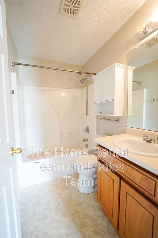 Building Photo - 134 Mustang Dr