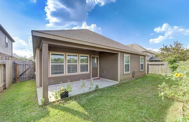Building Photo - 3310 Cabin Wood Way