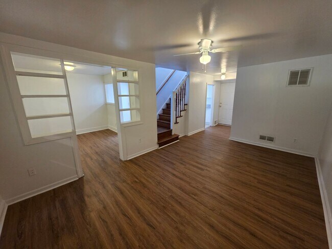 Building Photo - 17 Paynter Dr