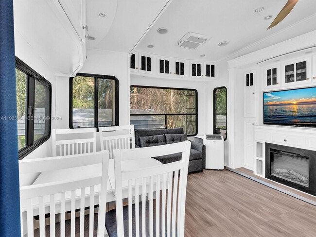 Building Photo - 6920 SW 182nd Way