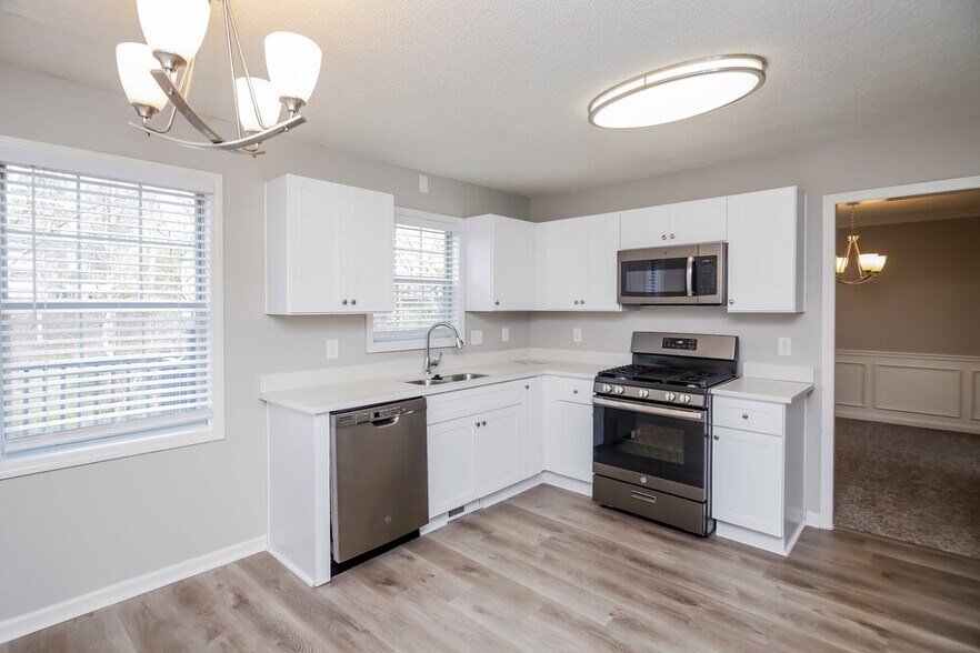 Building Photo - 1929 Knipe Dr SW