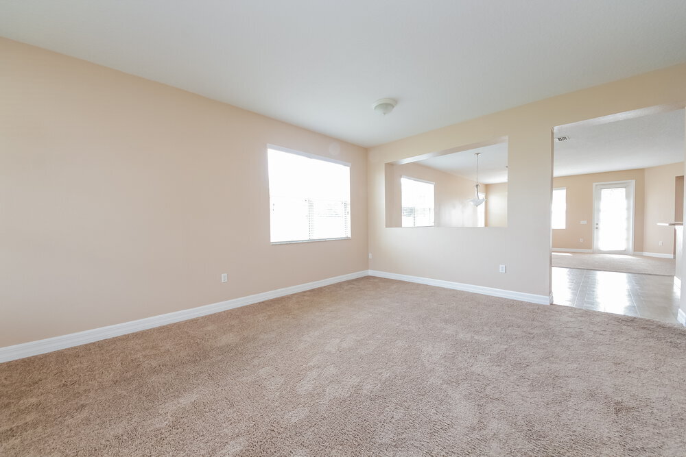 Building Photo - 2057 Bearing Ln