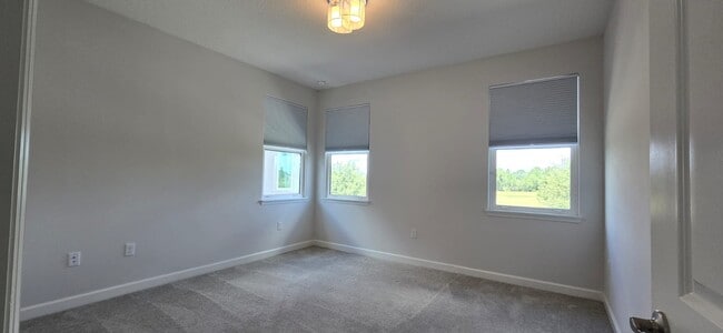 Building Photo - 148 Hampton Loop