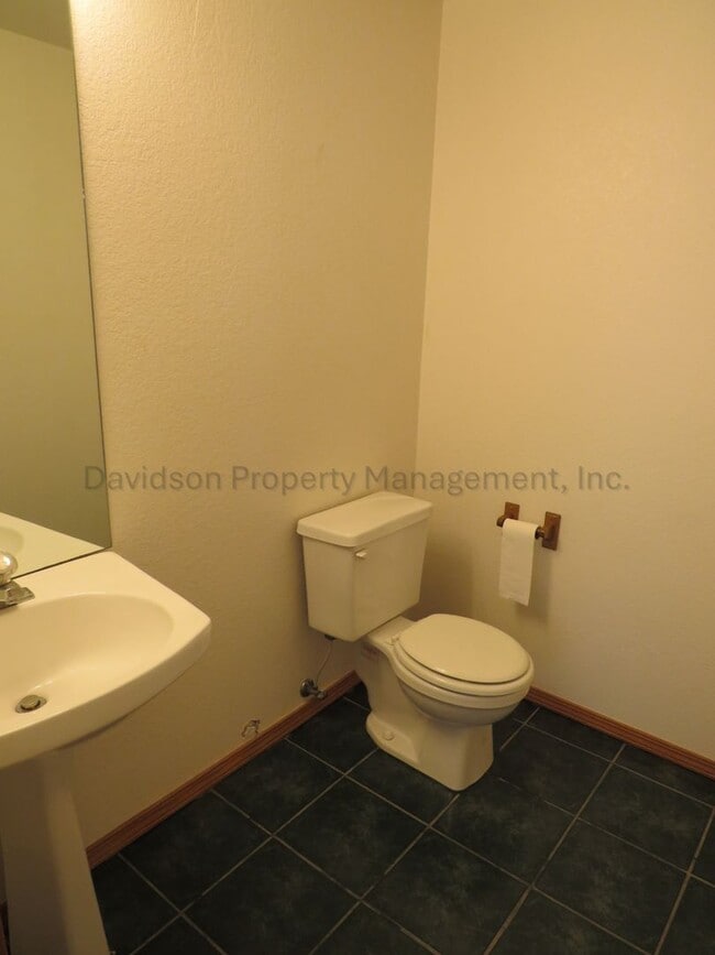 Building Photo - 15485 Curwood Dr