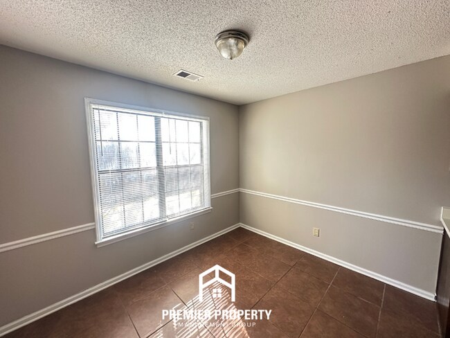 Building Photo - 6739 Pheasant Walk Cove