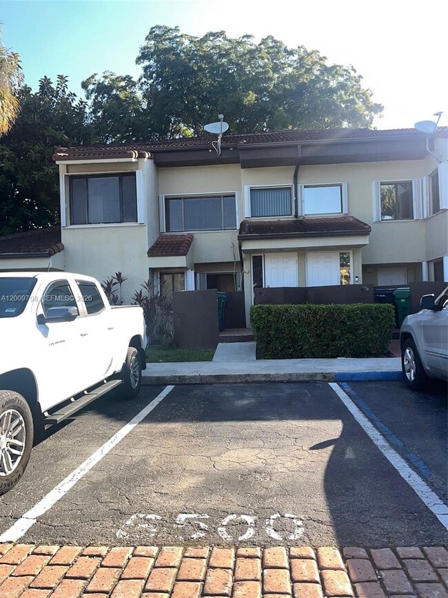 Building Photo - 9795 SW 138th Ave