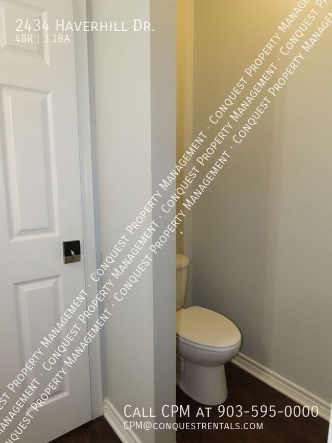 Building Photo - 2434 Haverhill Dr