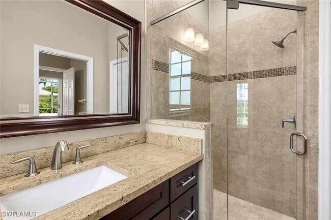 Building Photo - 2389 Piccadilly Circus