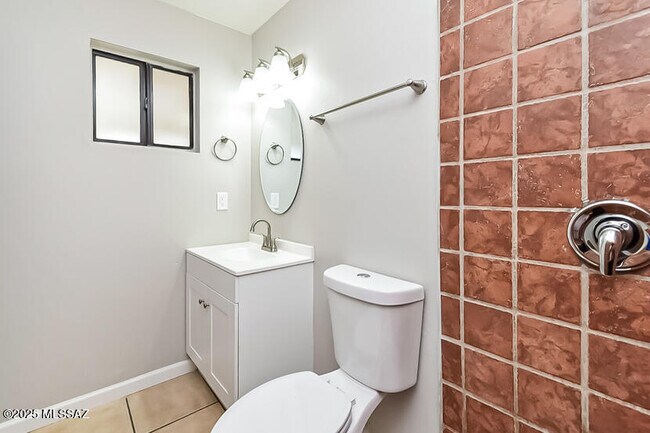Building Photo - 4657 S Paseo Don Carlos