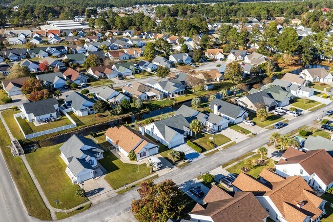 Building Photo - Gorgeous Totally Remodeled 3/3 w/ 2 Car Garage in Surfside-Small Dog Permitted