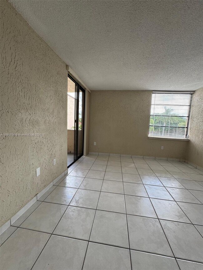 Building Photo - 10500 SW 108th Ave