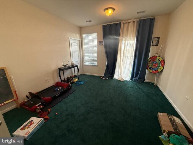 Building Photo - 8462 Hedwig Ln