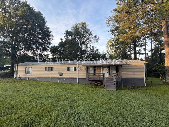 Building Photo - 4432 Brandy Ln SE