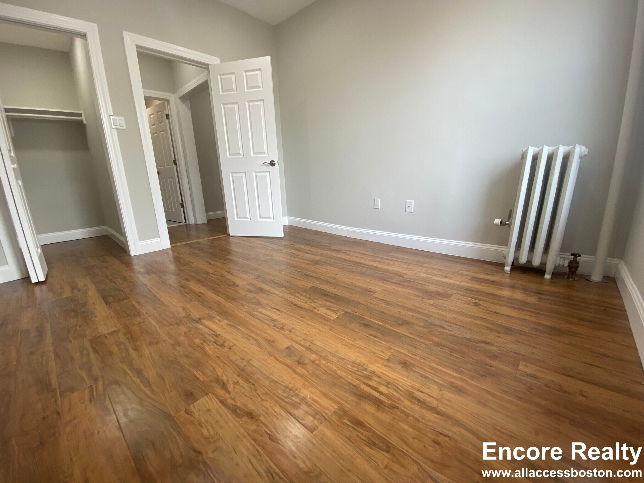 Building Photo - 33 Highgate St